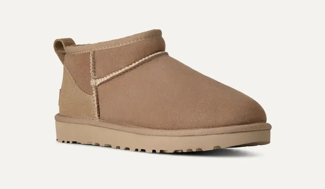 Damen Classic Ultra Mini Boot Sand