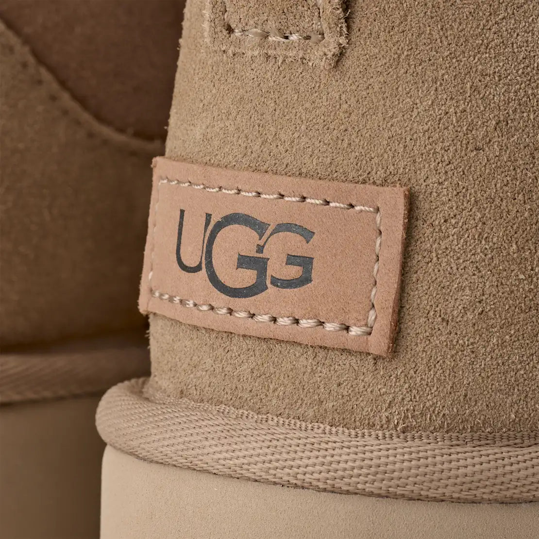 Damen Classic Ultra Mini Boot Sand