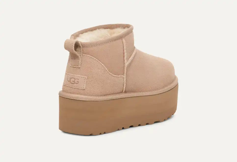 Damen Classic Ultra Mini Plateau-Boot Sand